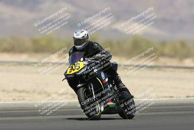 media/Apr-20-2025-CVMA (Sun) [[39090e8767]]/Race 11-500-350 Supersport (Holeshot)/